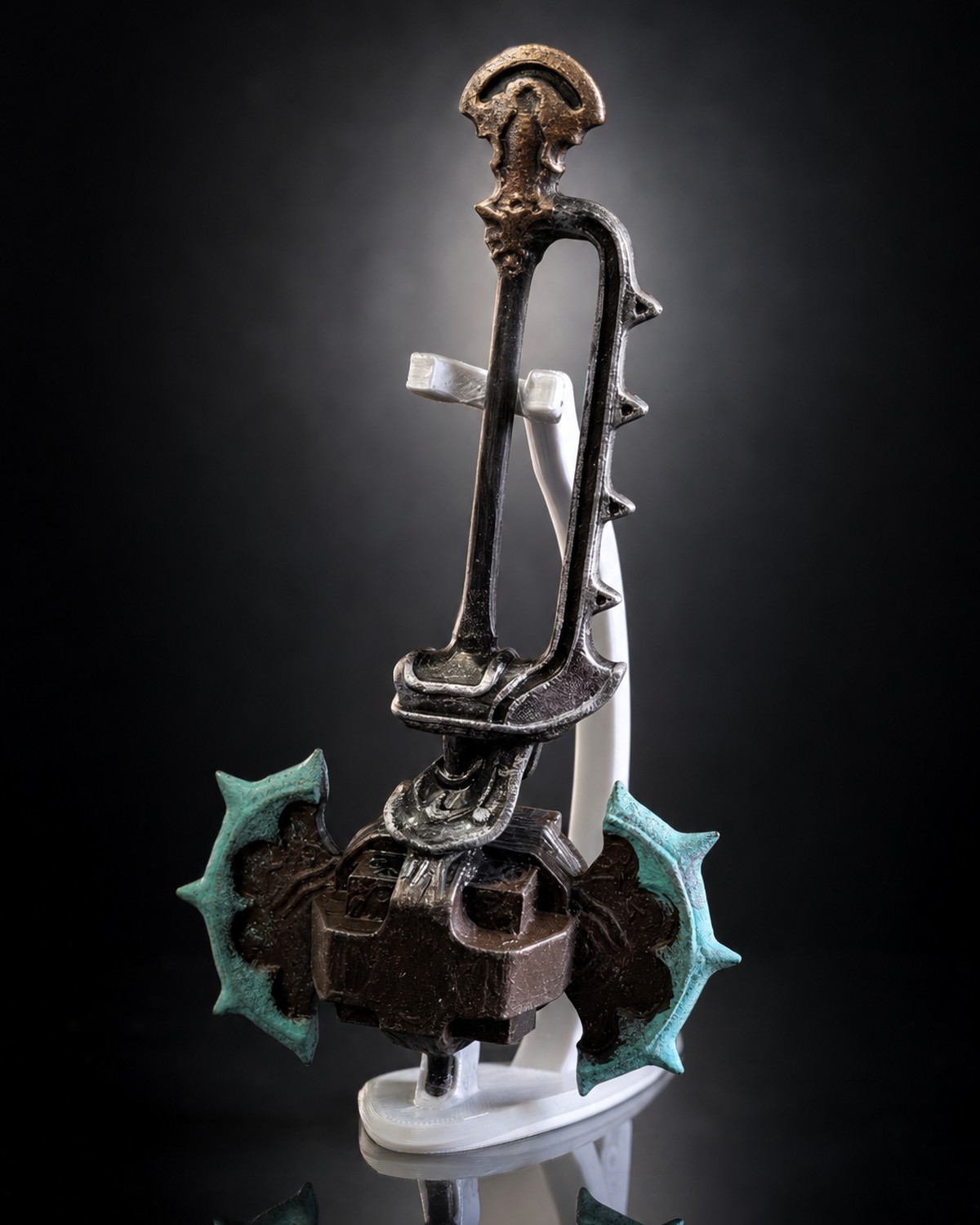 Молот «Icarus Hammer» — мерч The Battle Club